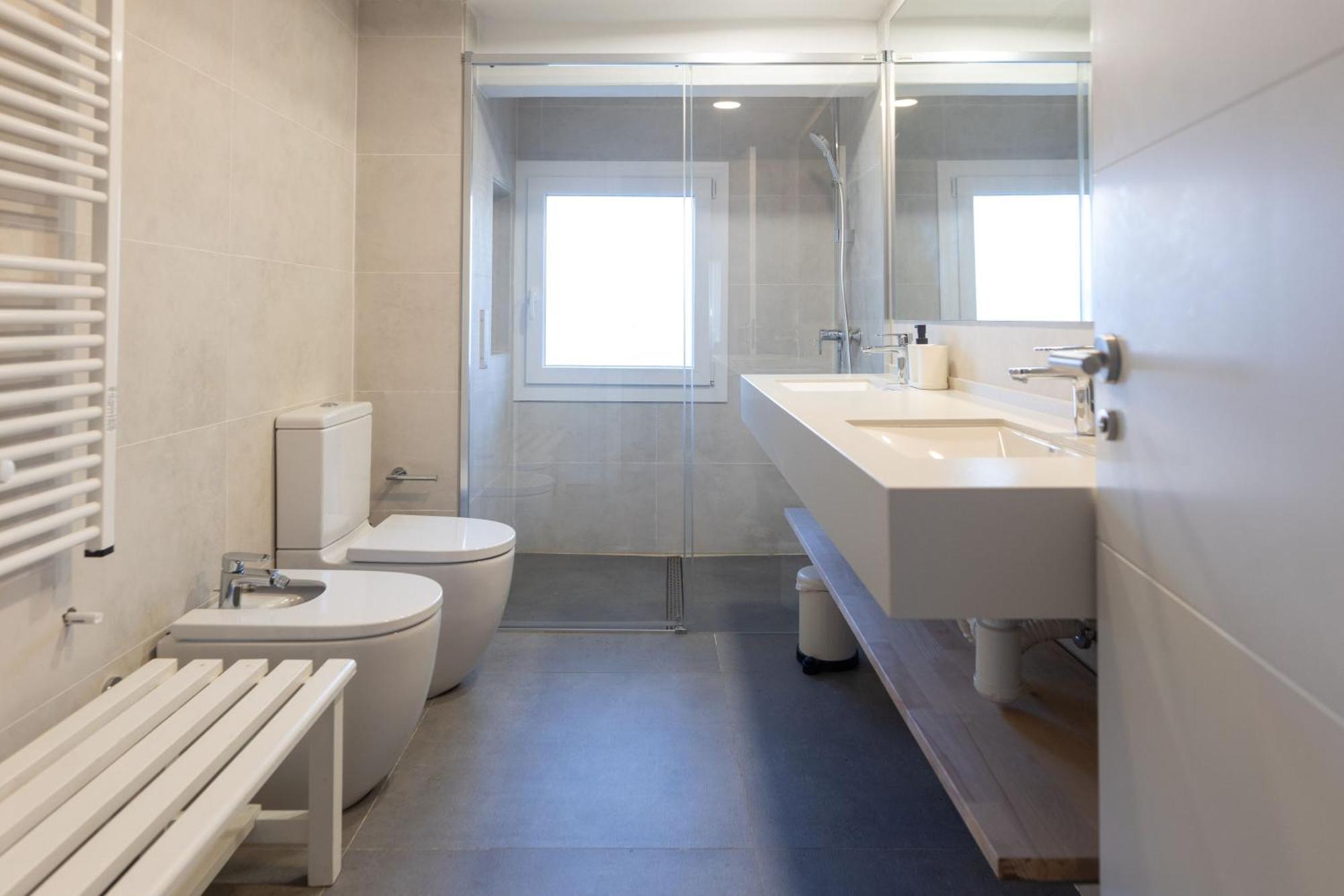 Roda de Bará Suitur Beachfront Apartment Roc De Sant Gaieta מראה חיצוני תמונה