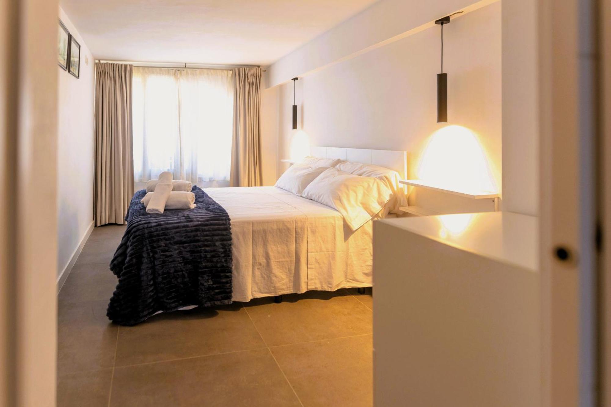 Roda de Bará Suitur Beachfront Apartment Roc De Sant Gaieta מראה חיצוני תמונה